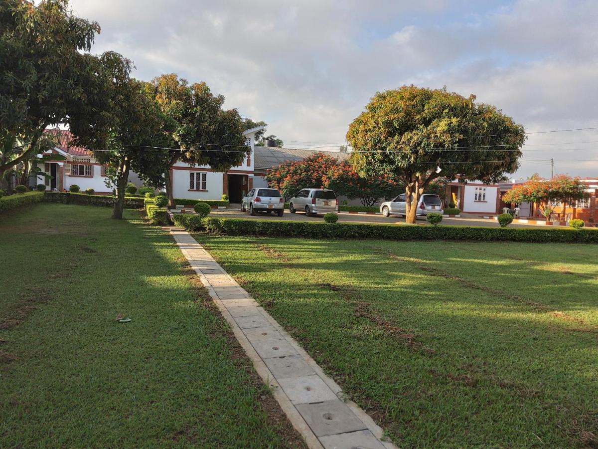 Lucia Villas Mbale Esterno foto