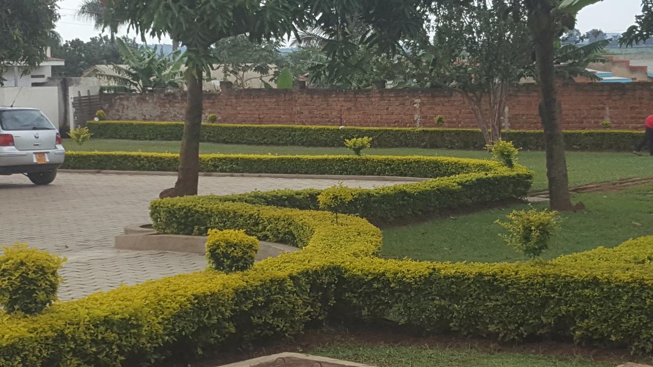 Lucia Villas Mbale Esterno foto