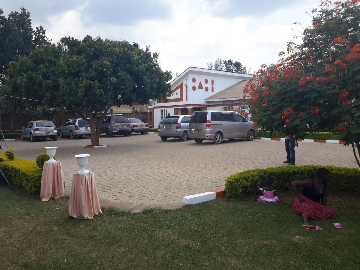 Lucia Villas Mbale Esterno foto