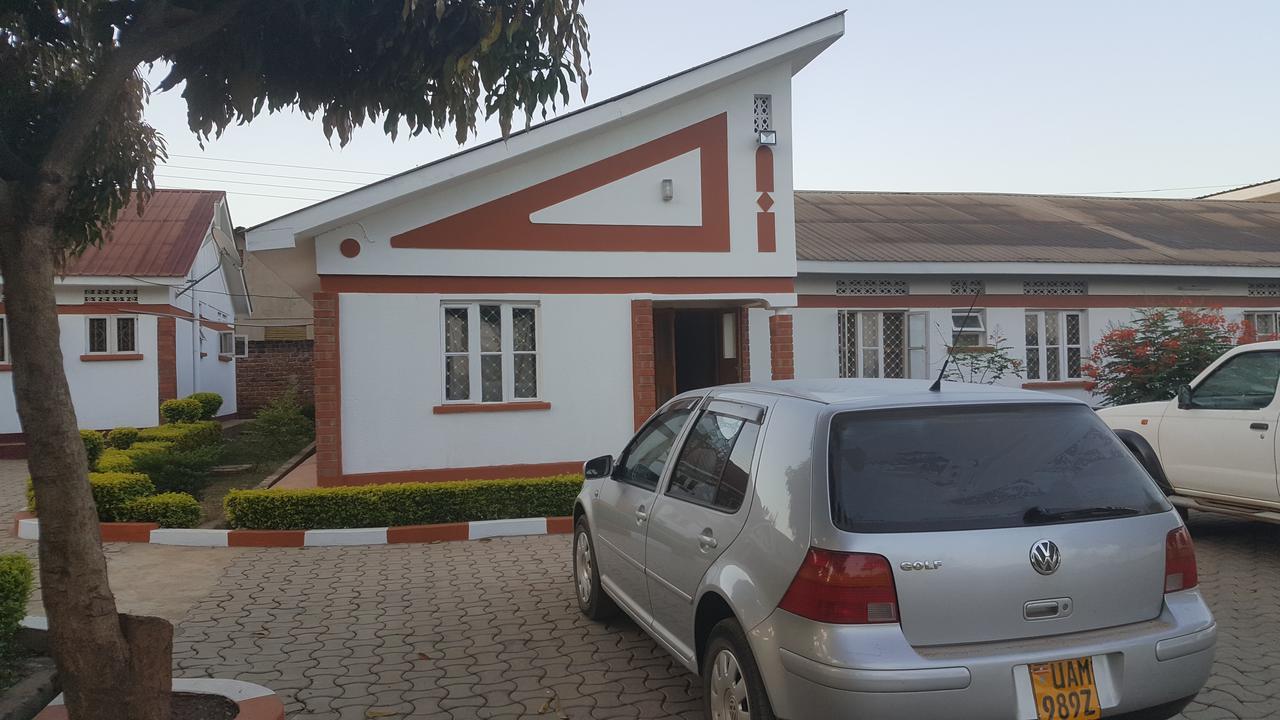 Lucia Villas Mbale Esterno foto